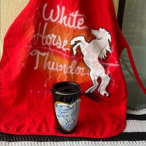 # 0653 + Black with White Horse Thunder (WHT ) Design 16 oz 473 ml